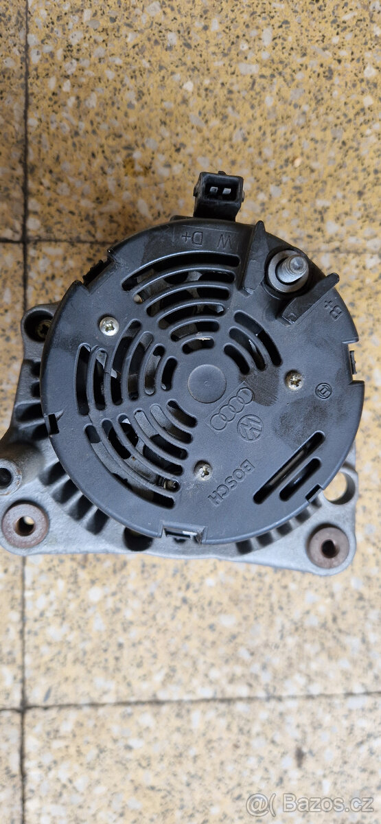 Generátor,alternátor 028903026B - 3