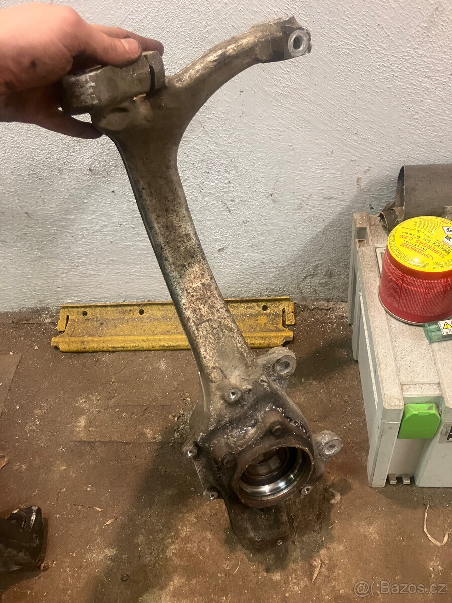 Přední Tehlice Audi a4 b7 - 3