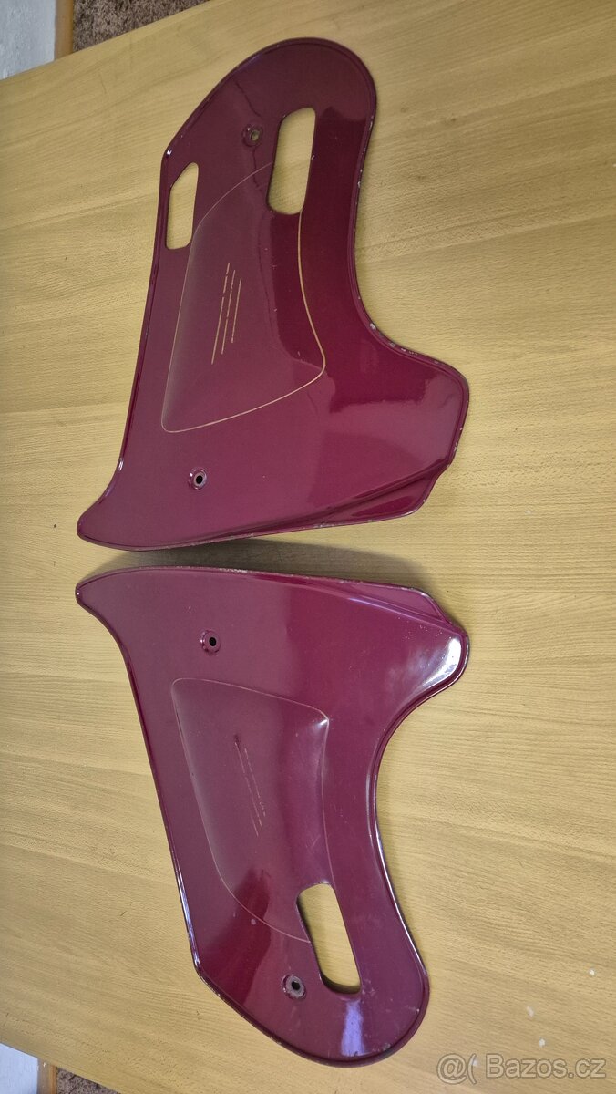 Revmaplechy ,boční kryty motoru,originál - 3