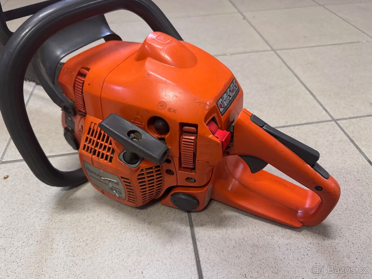 Benzínová pila Husqvarna 435 .....38cm - 3