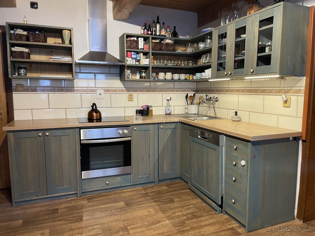 Prodej dřevěnice na slunném okraji obce Halenkov - 3