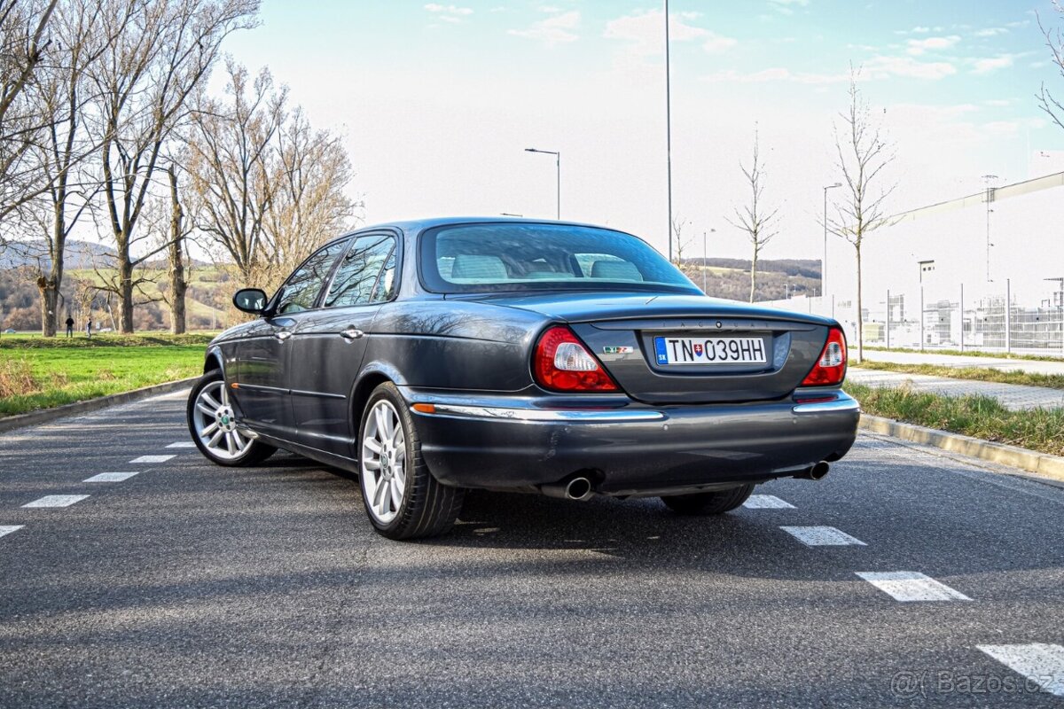 Jaguar XJ-R 4.2 V8 2004 - 3