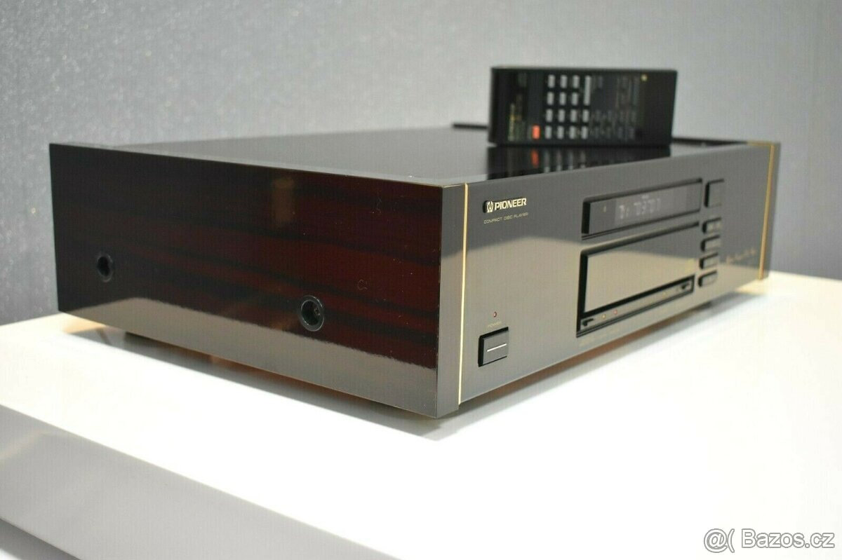 🇯🇵 PIONEER PD-73 URUSHI - HIGH-END CD PLAYER - 3