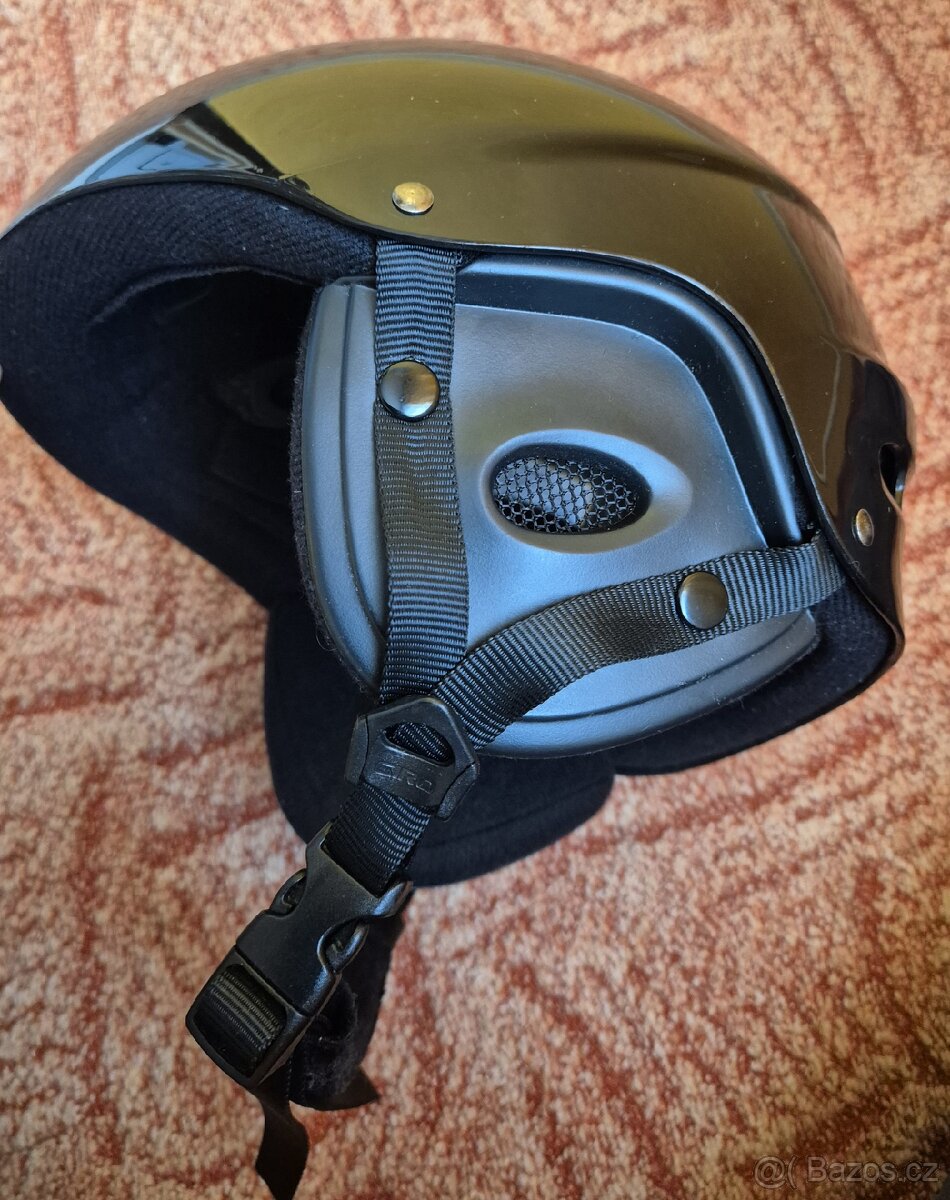 Lyžařská helma Giro - 3