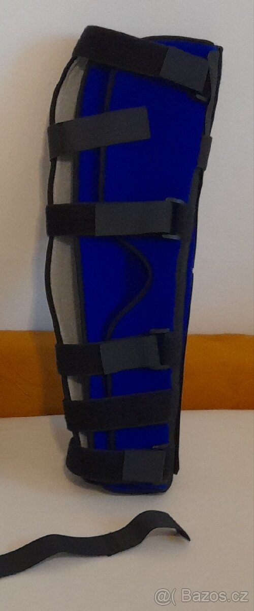 UNIVERZÁLNÍ ORTÉZA NA KOLENO NOVÁ NEPOUŽITÁ - 3