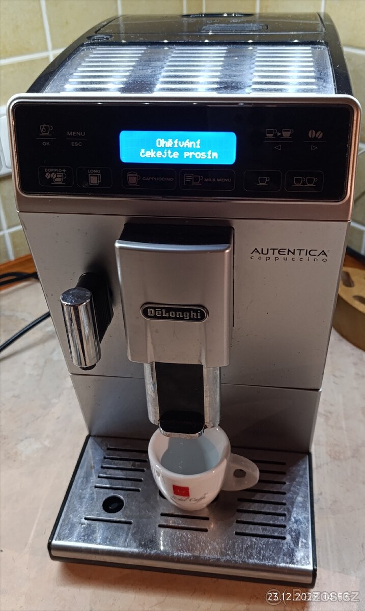 Kávovar DeLonghi Autentica - 3