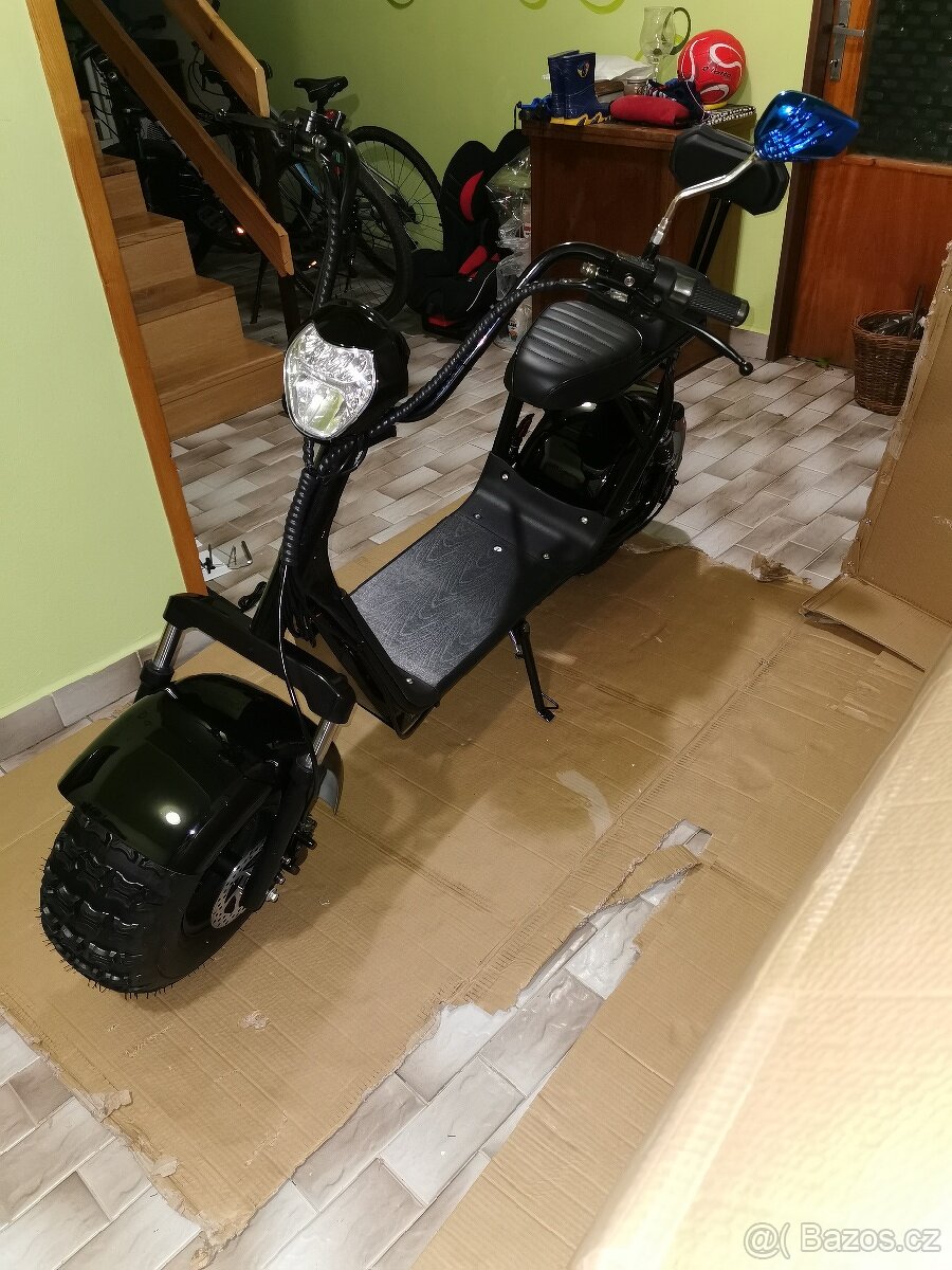 Prodám elektrickou koloběžku - nová baterie - 3