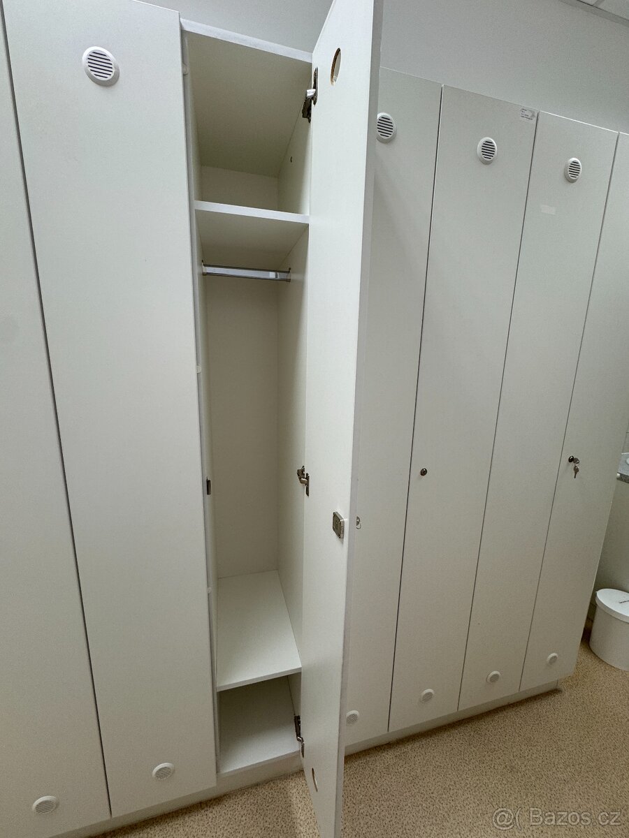 Sestava skříněk - zamykatelná - 3