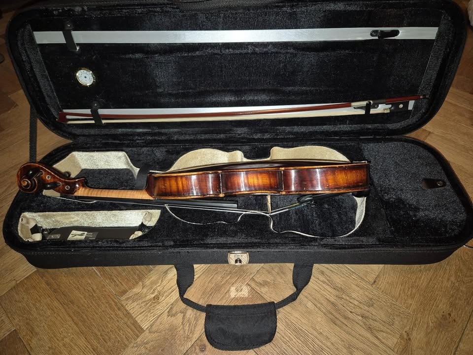 Housle 4/4 + Full set (Wittner, Dominant) – IHNED K HRANÍ. - 3