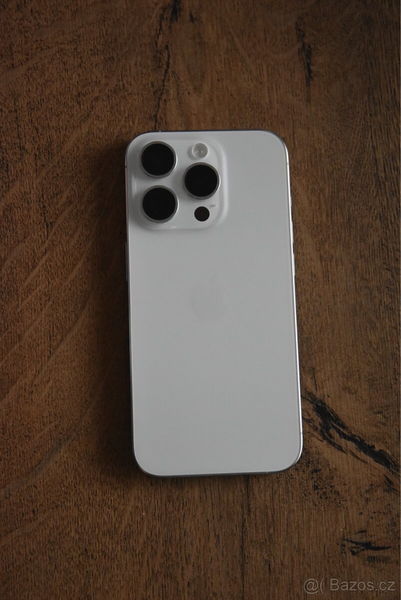 iPhone 15 Pro 256GB v barvě Natural Titanium. - 3