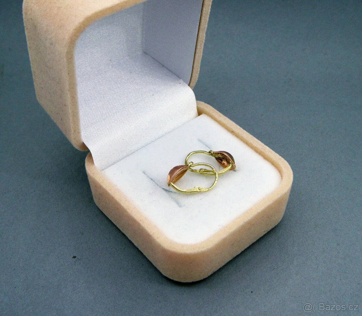 Zlaté náušničky v kombinaci - 3