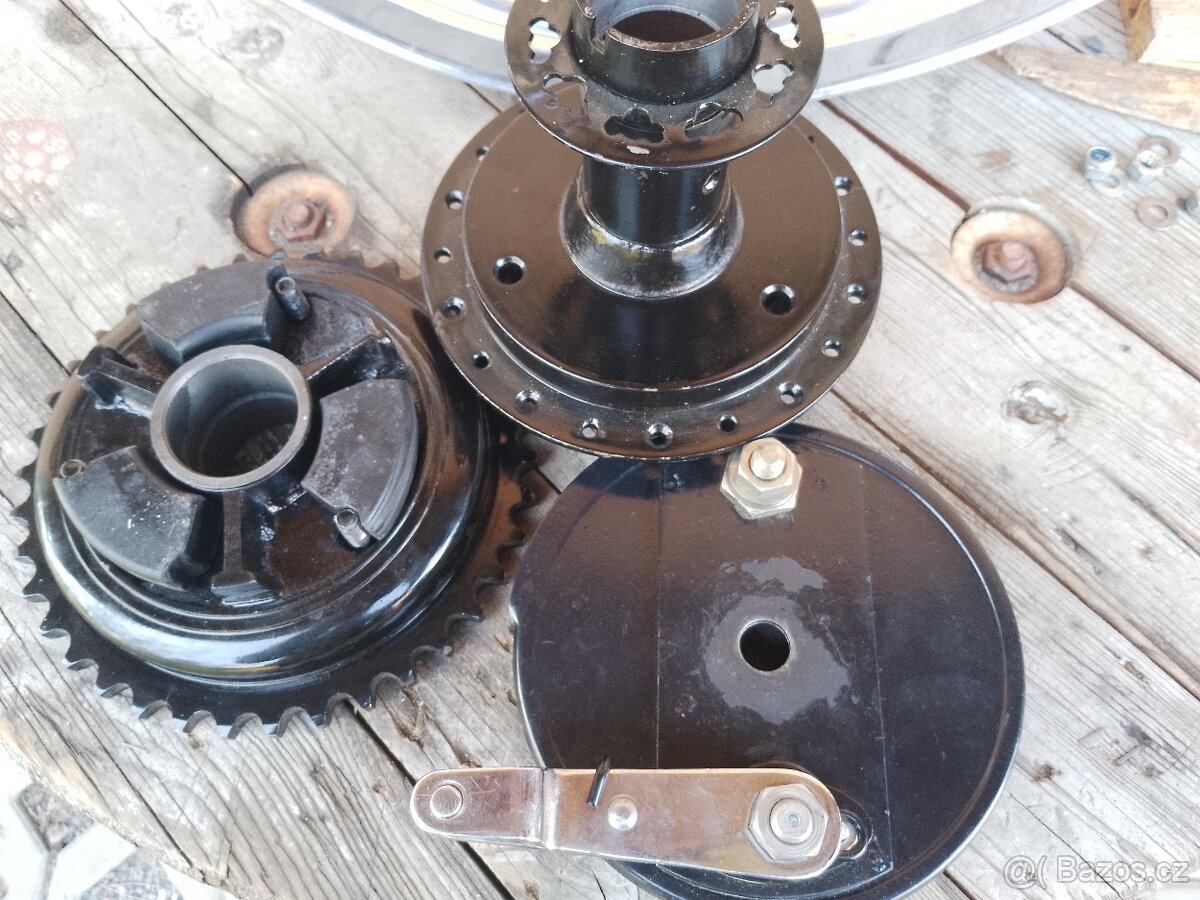 Střed zadního kola - 3