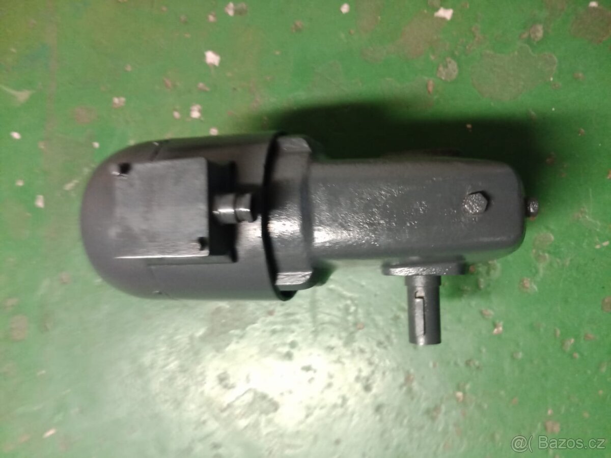 Elektromotor se šnekovou převodovkou - 3