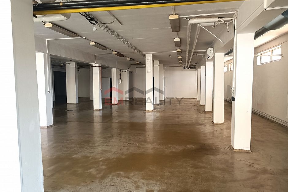 Pronájem komerčních prostor - 3