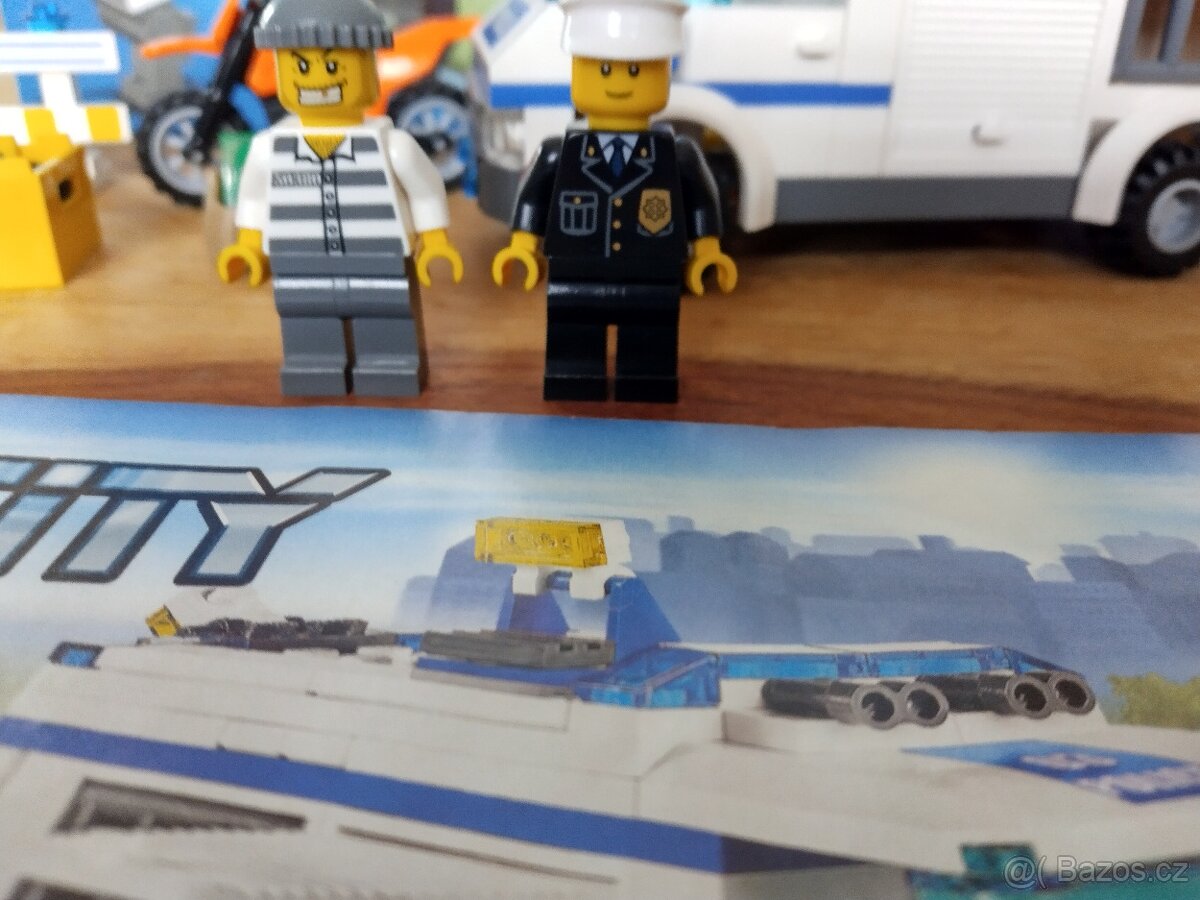 Lego CITY 7286 - 3