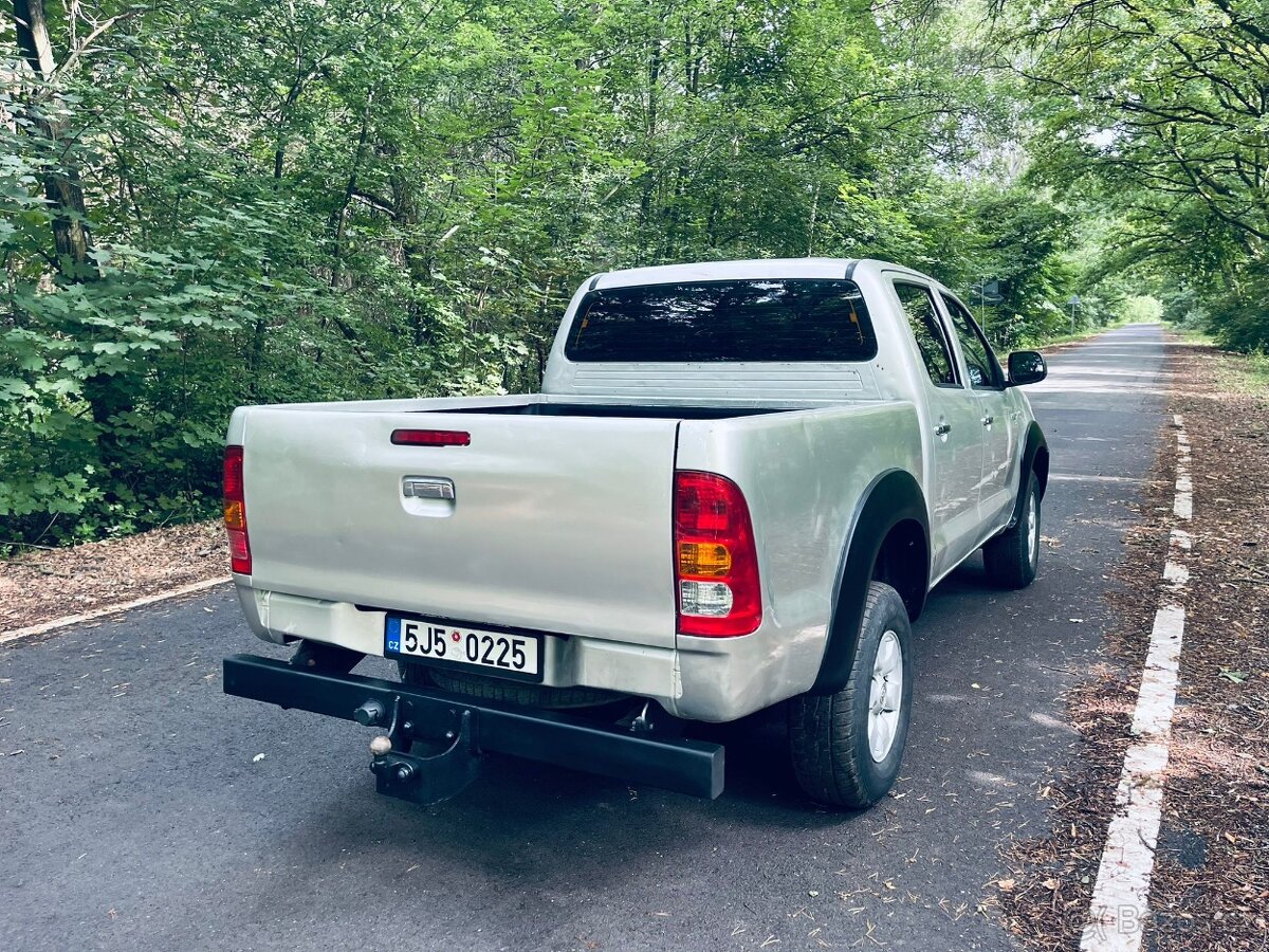 Toyota Hilux 2.5 88kw