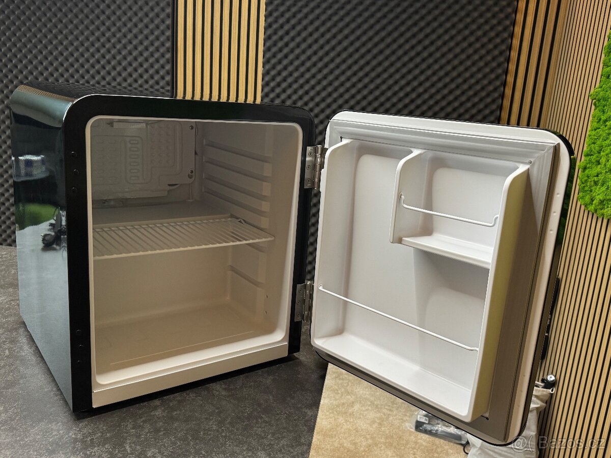 Retro mini lednice Klarstein – 48 L, černá (TOP STAV) - 3