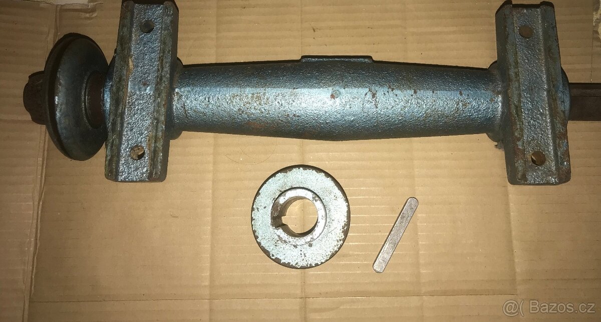 Hřídel na cirkulárku - dvouřemen - 3