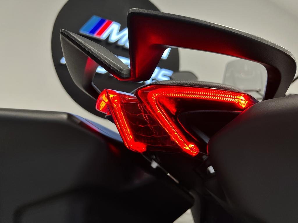 MV Agusta Turismo Veloce Lusso SCS zaruka do 2026 - 3