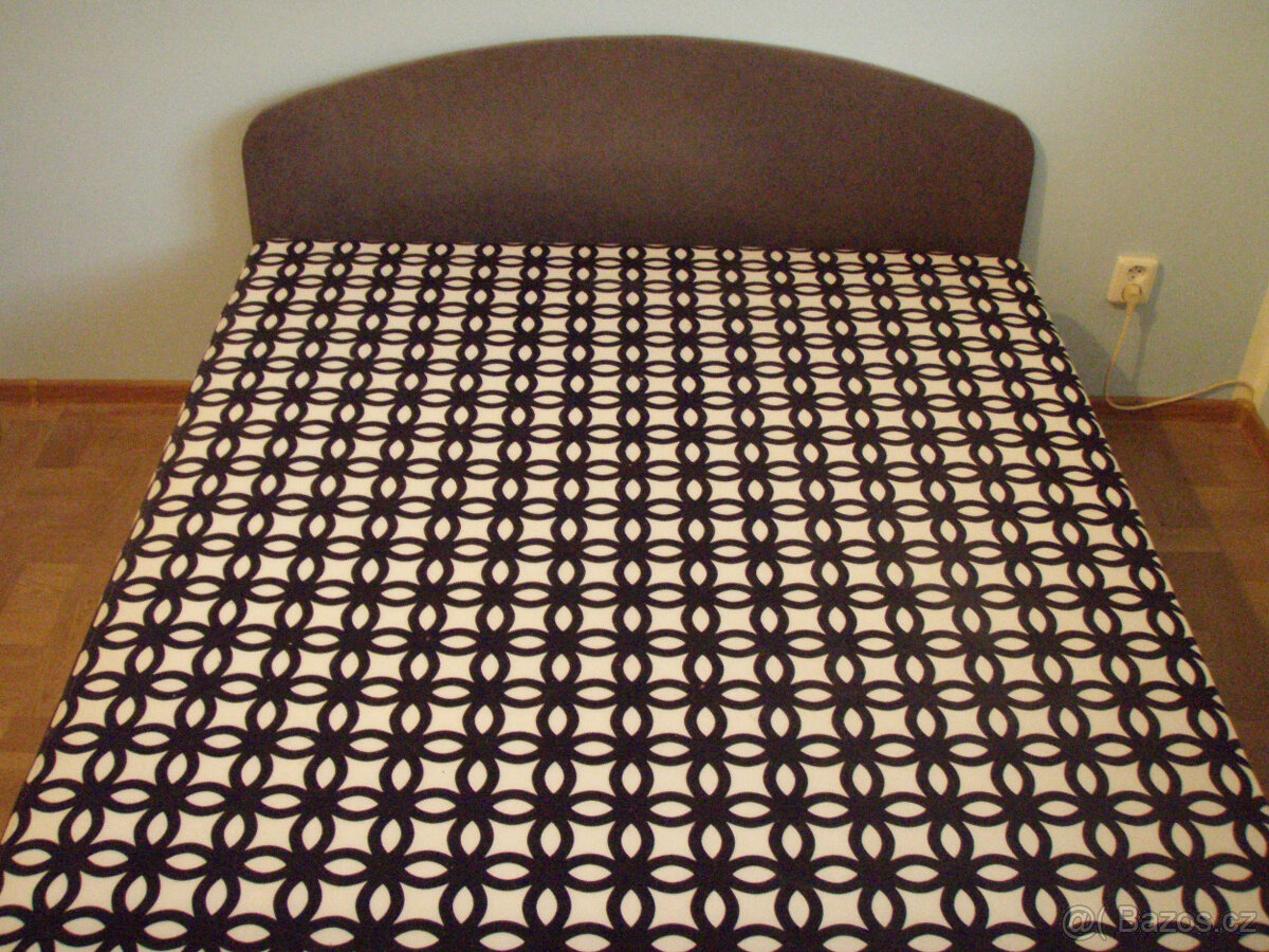 VÁLENDA 140 x 200 S ČELEM A ÚLOŽNÝM PROSTOREM - 3