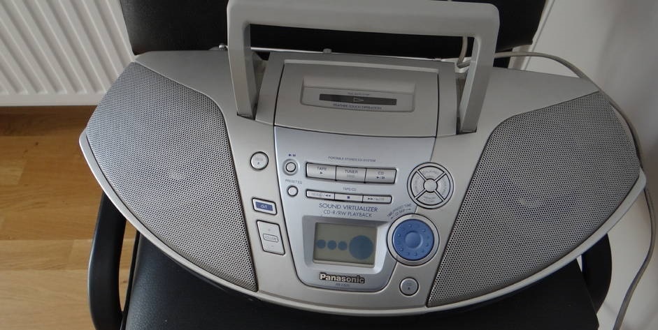 LEGENDÁRNÍ PANASONIC RX-ES22 - 3