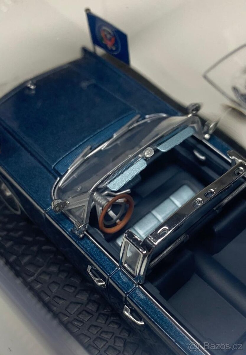 Kovový model auta Lincoln SS - 100 X - 3