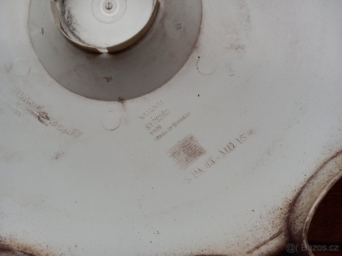 Poklice Volvo, Sada 9173282 - 3