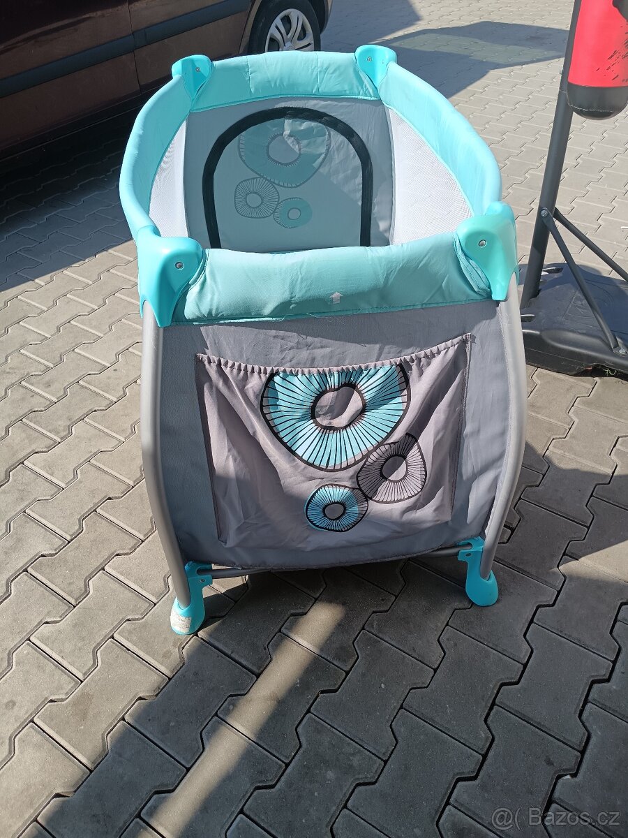 Cestovní postýlka - 3