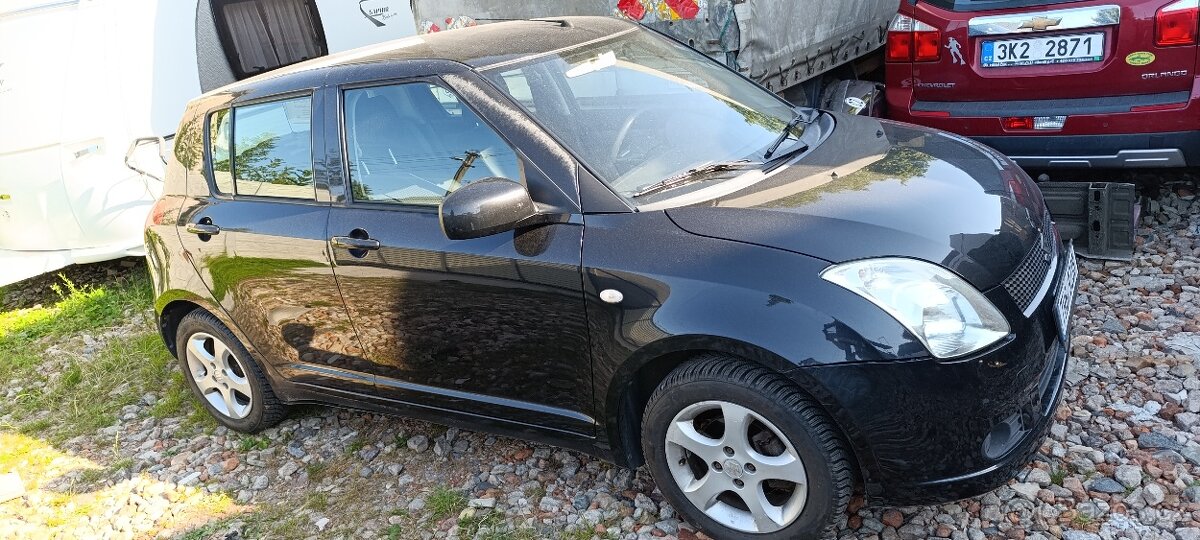 SUZUKI Swift 1.3 benzín+LPG - 3