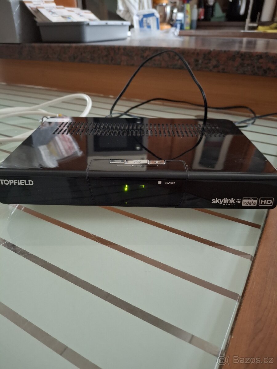 Plně funkční TV set-top box - 3