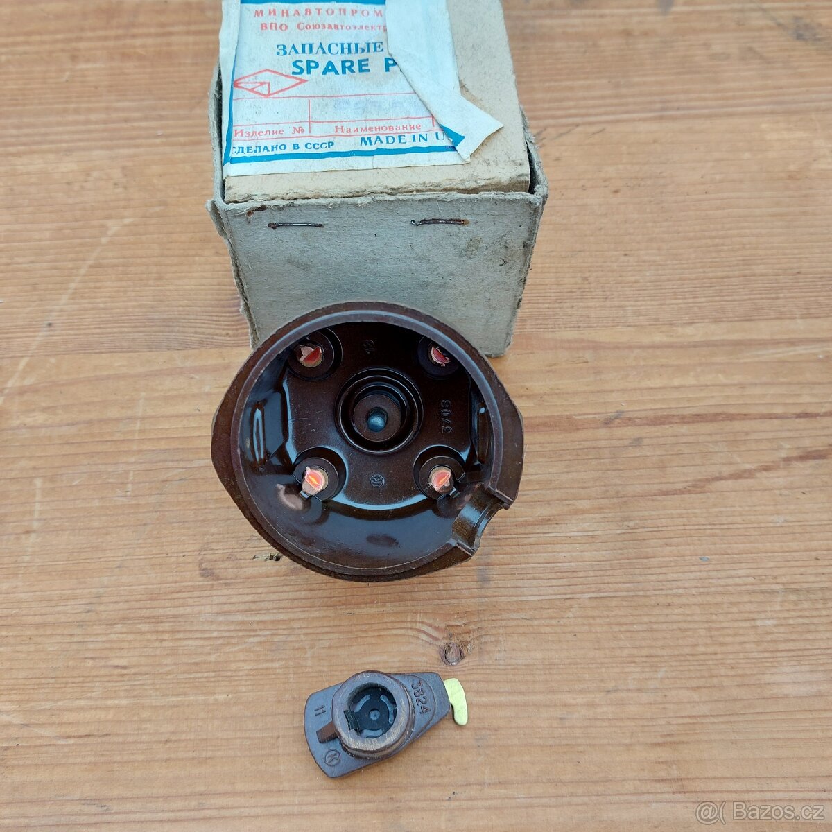 Moskvič víčko a palec rozdělovače. - 3