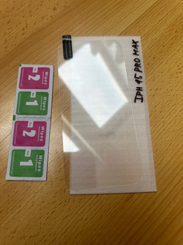 Ochranné tvrzené sklo Apple iPhone 15 Pro Max - 3