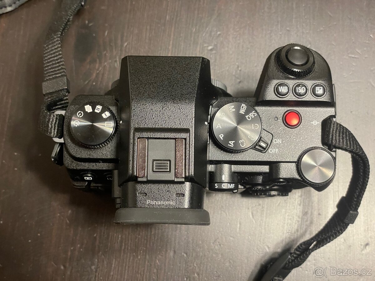 Panasonic Lumix DC-S5 II + objektivy 20-60 mm a 50 mm - 3