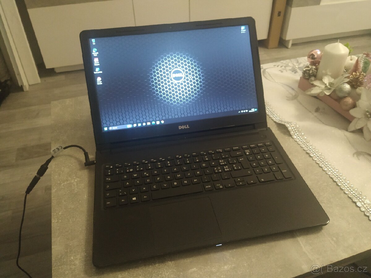 Dell Vostro 15-3578 - 3