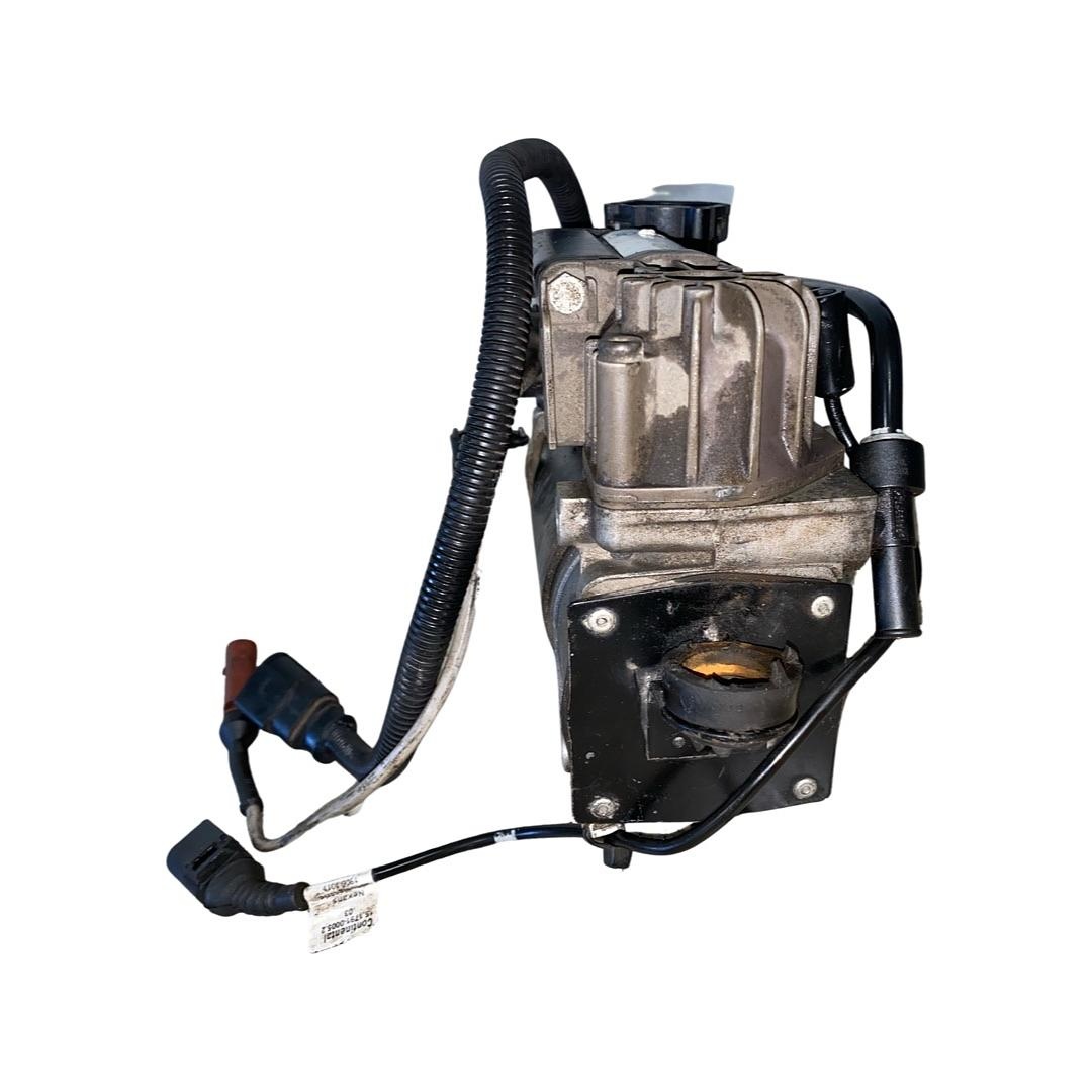 Vzduchový kompresor 4E0616007B Audi A8 4E r.v. 2003 - 3