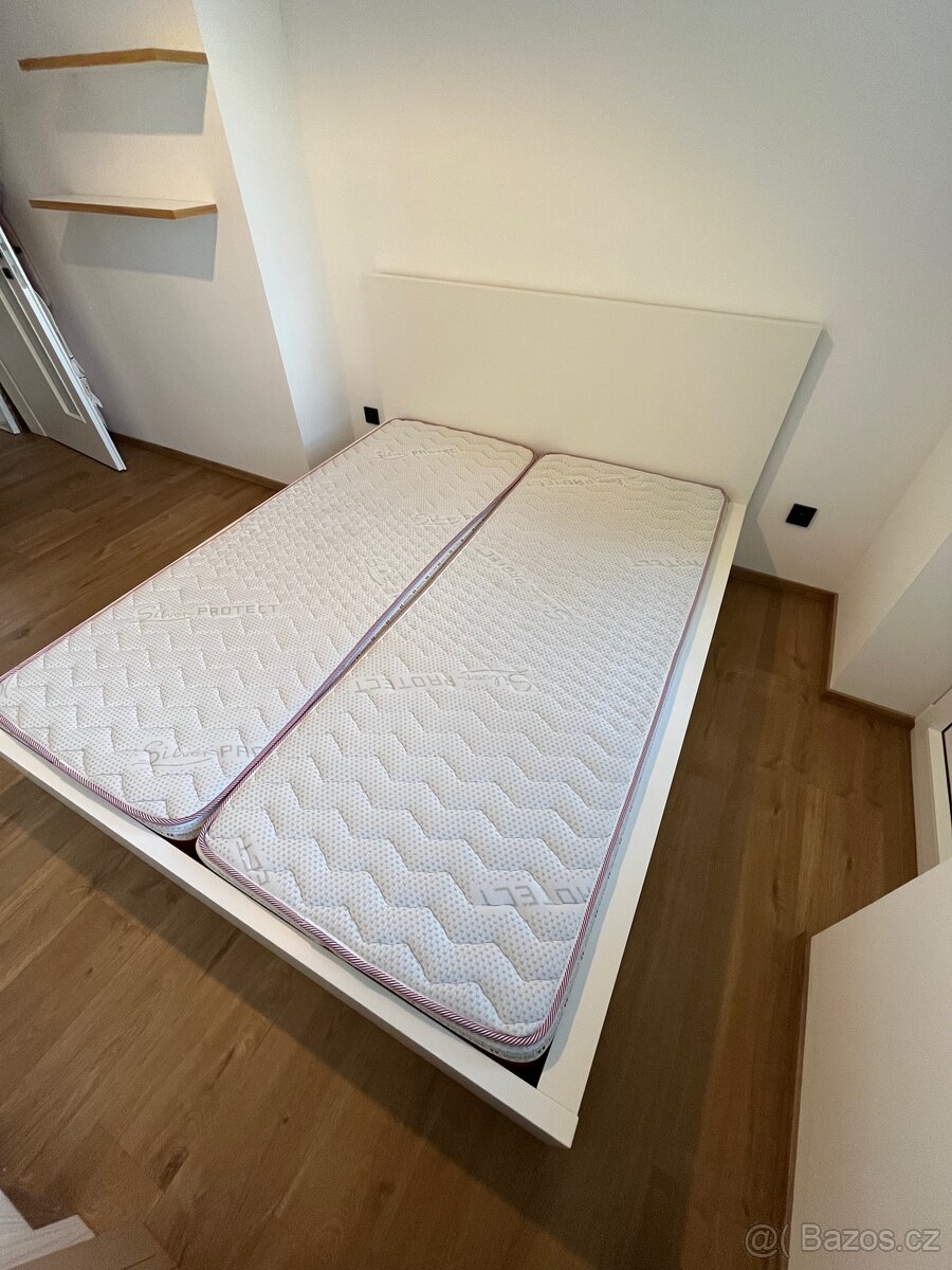 Postel Ikea MALM 160x200 - 3