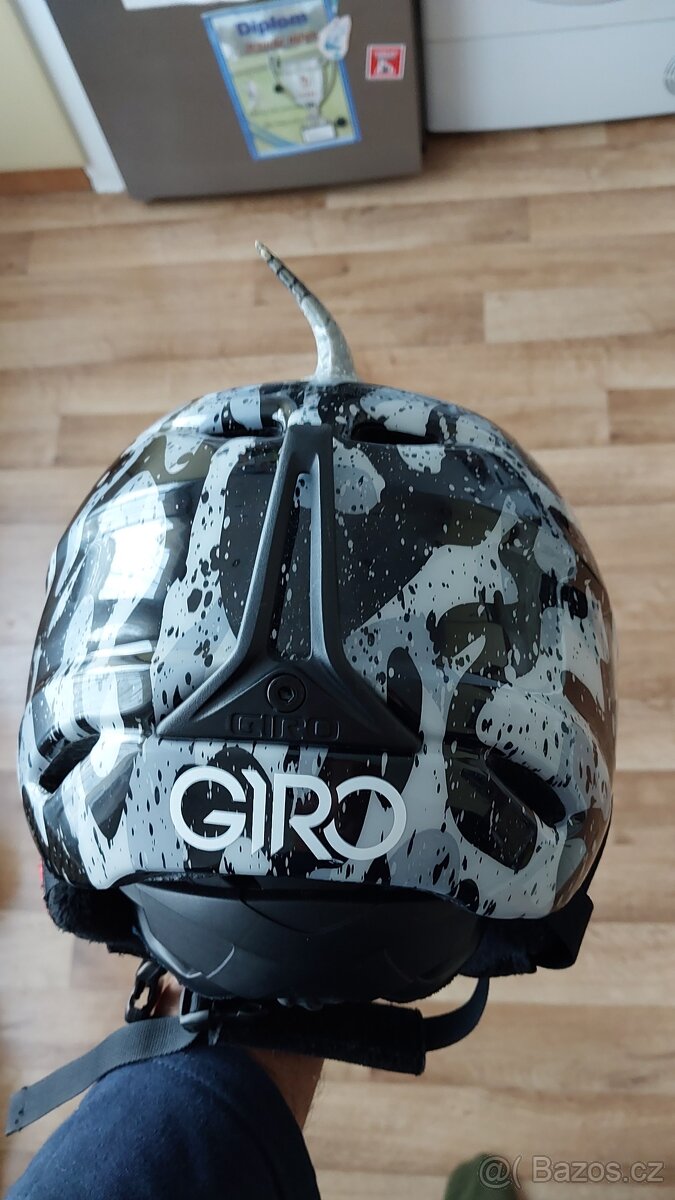 Nadherna detska helma Giro - 3