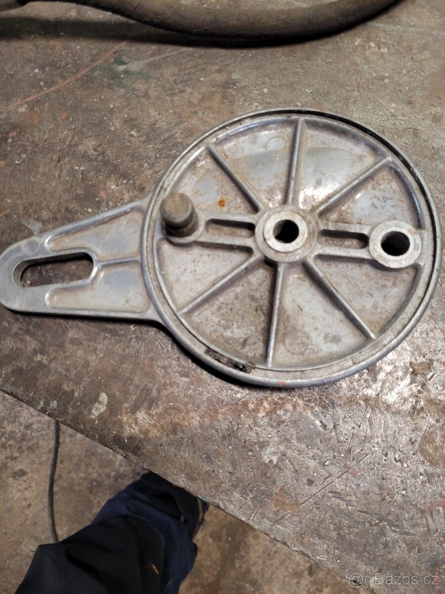 Brzdový štít Jawa ČZ - 3