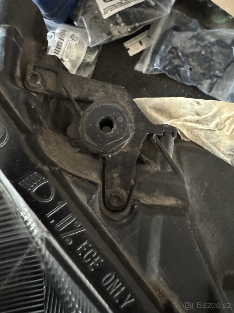 Xenon Škoda Superb 3 3V1 941 016B - 3