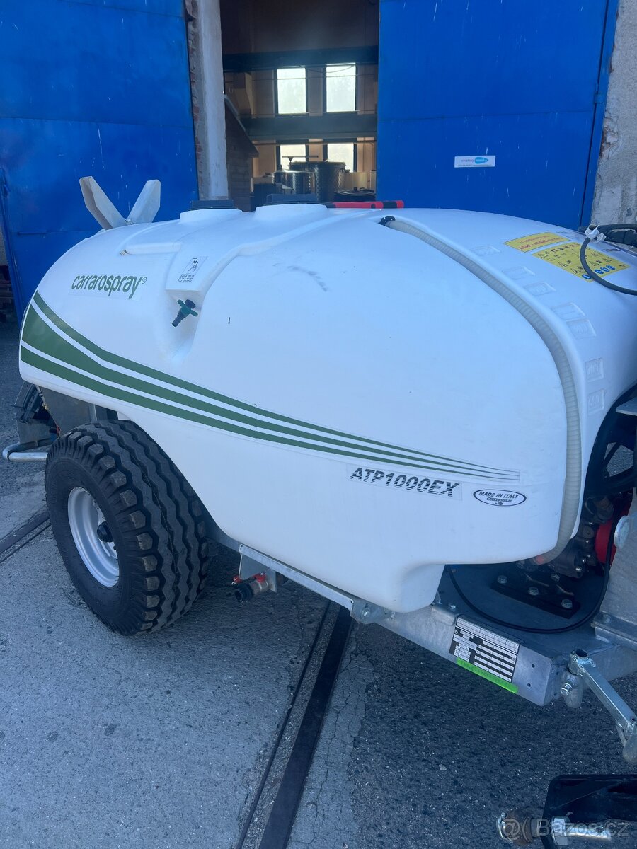 TAŽENÝ ROSIČ CARRAROSPRAY 1000L - 3