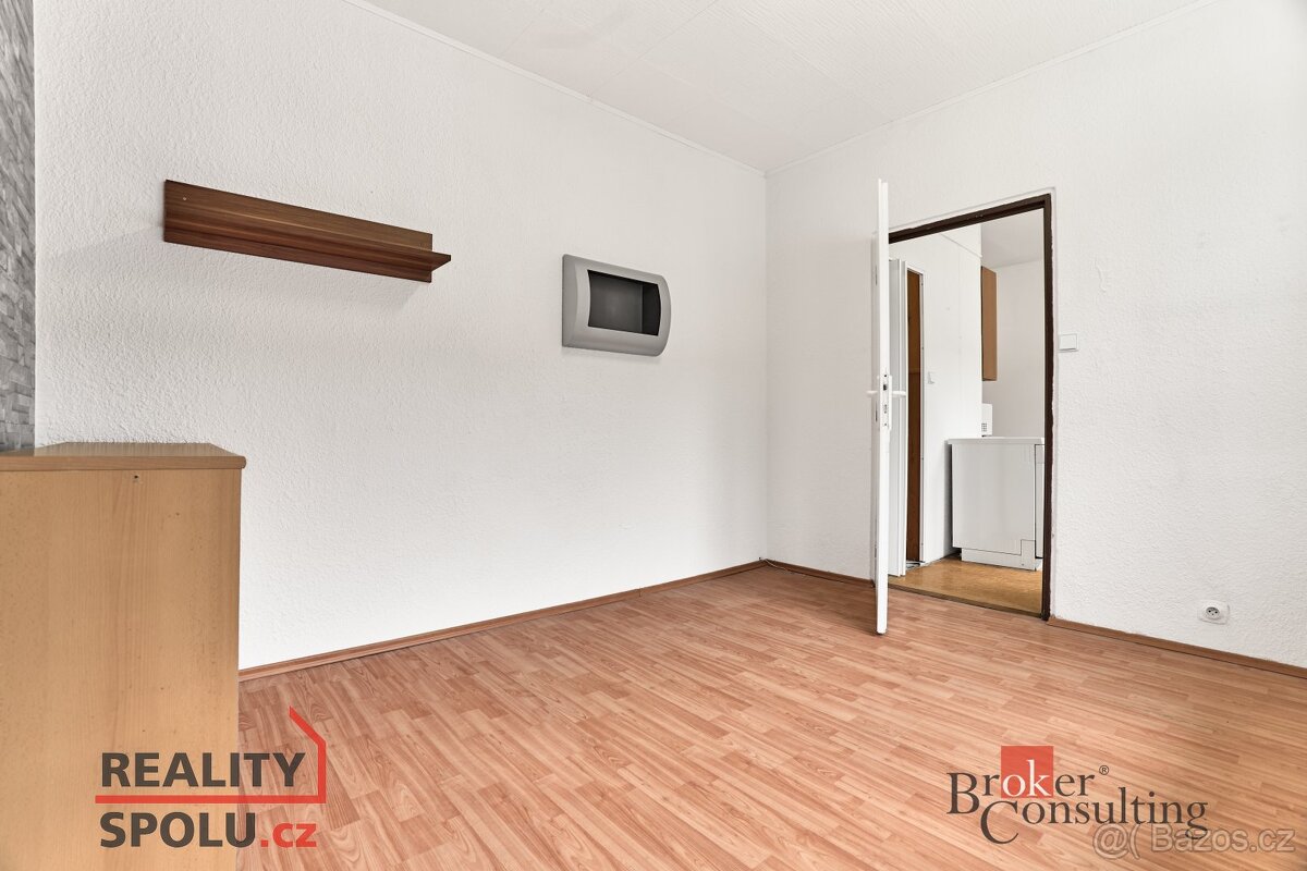 Pronájem, byty/3+1, 62 m2, Družstevní 30, 35801 Kraslice, So - 3