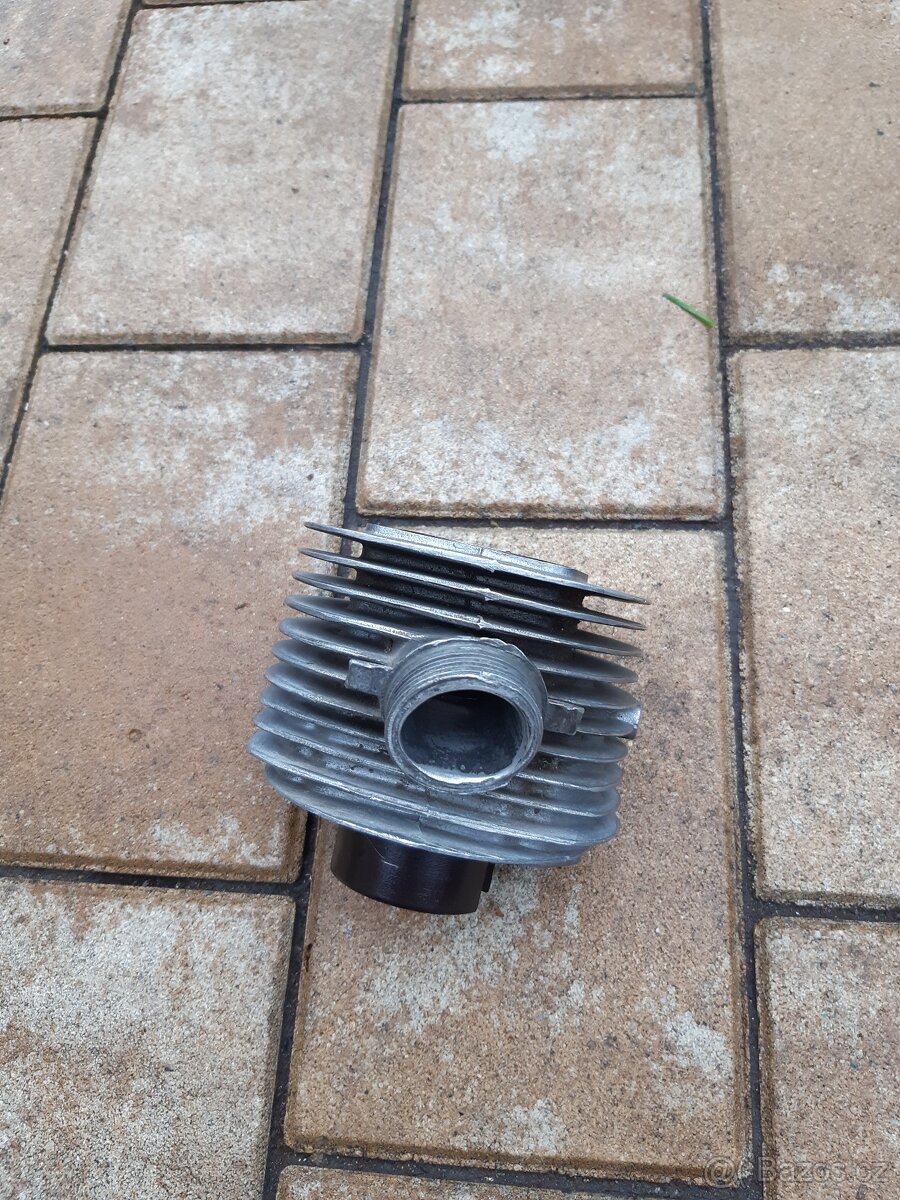 Válec Simson, trojúhelníkové sání - 3