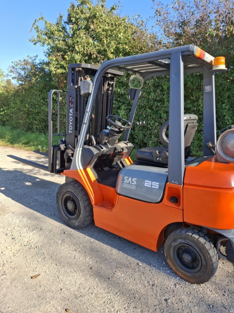 VZV Toyota 42-7 FGF25 SLEVA - 3