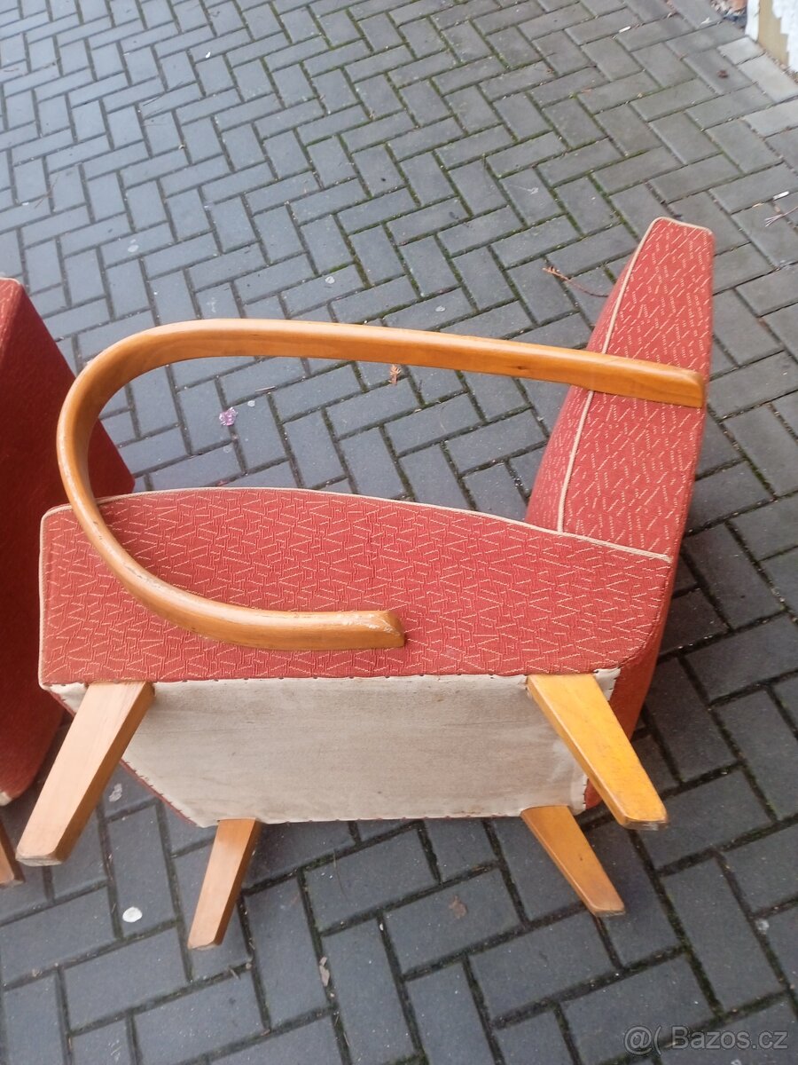 Křesla stolek Halabala - 3