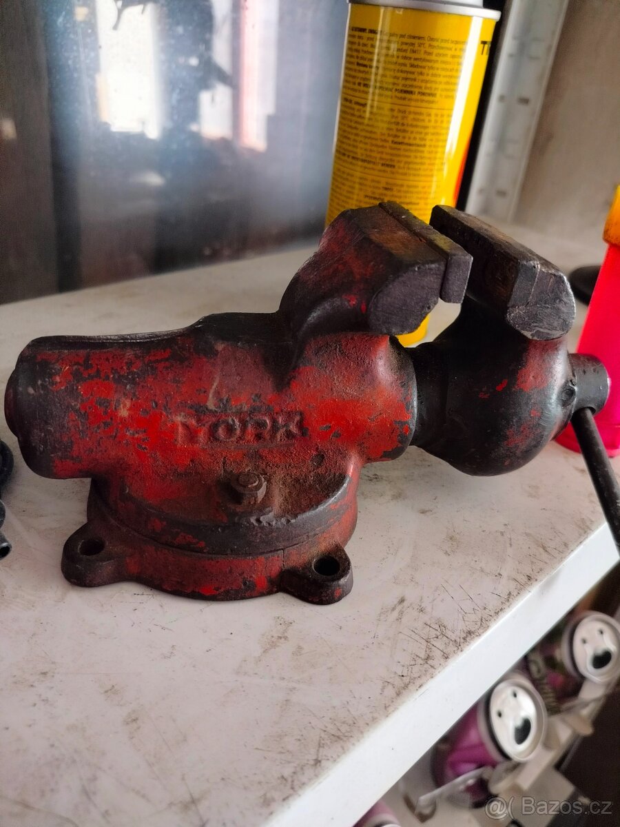 svěrák York 60mm. - 3