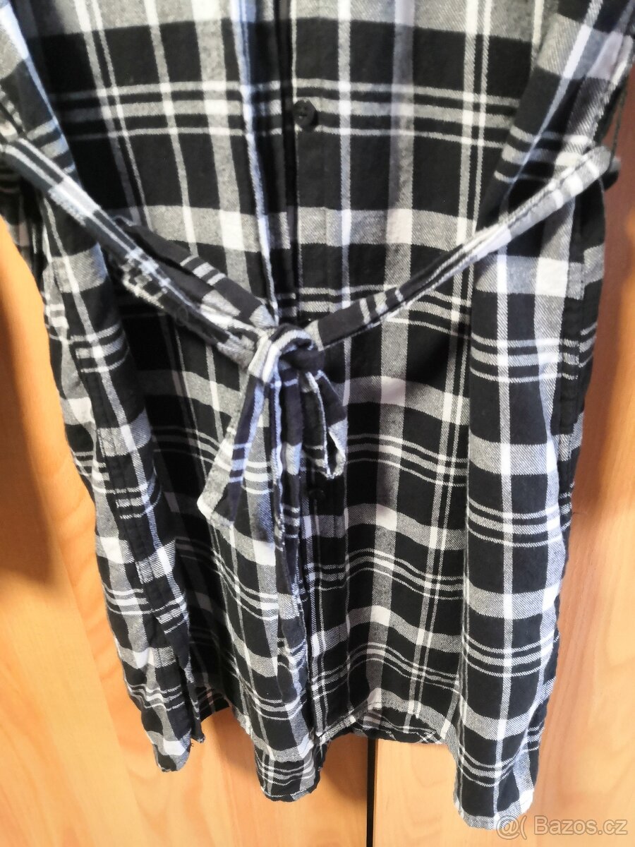 Černobílé kárované košilové šaty - 3