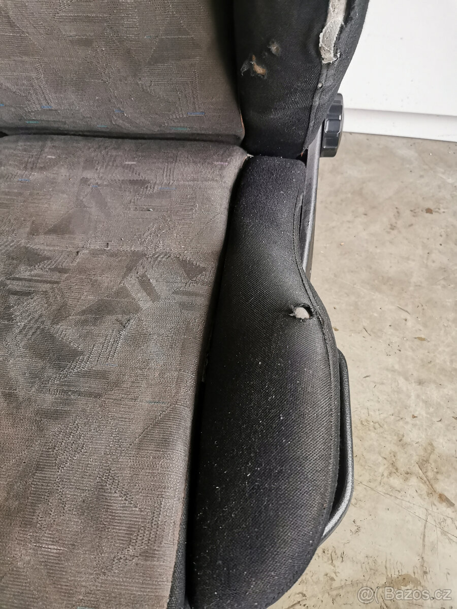 Recaro - 3