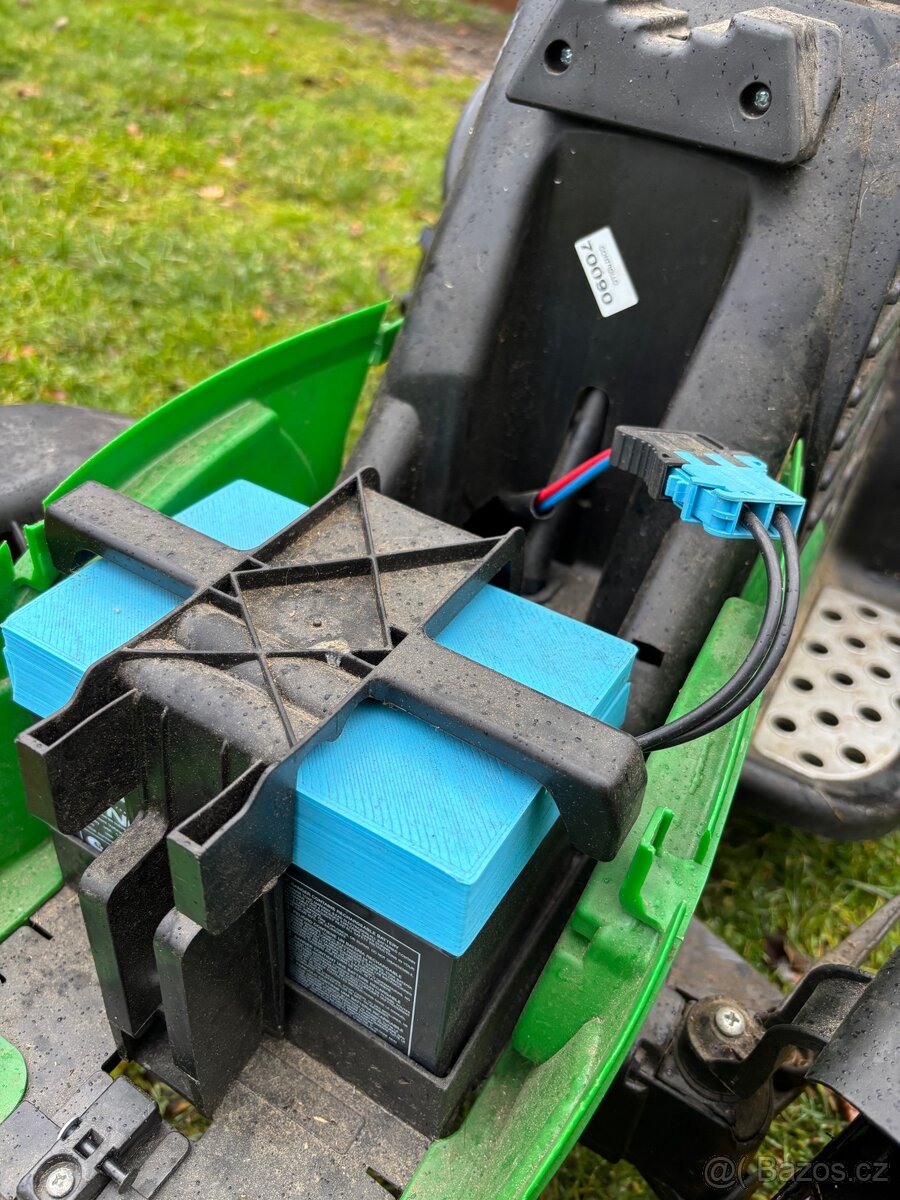 John Deere Peg Perego traktůrek - 3