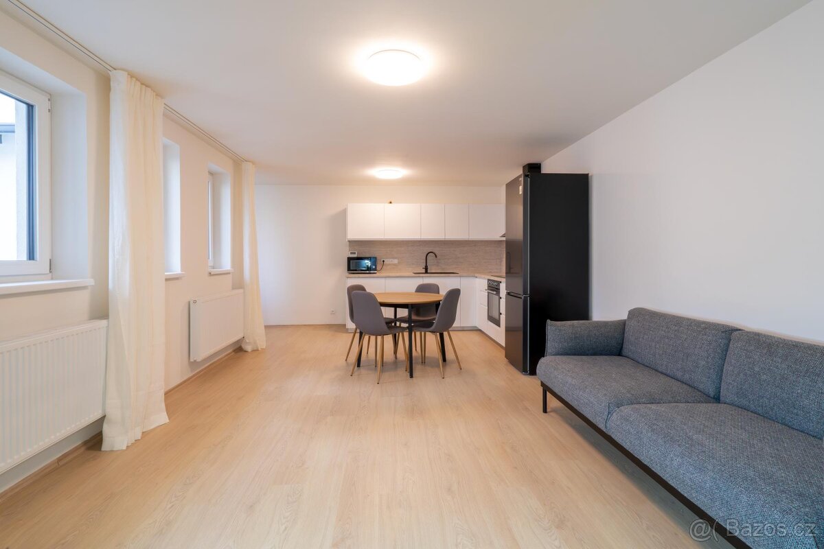 Prodej rodinného domu, Jeneč u Prahy - 3