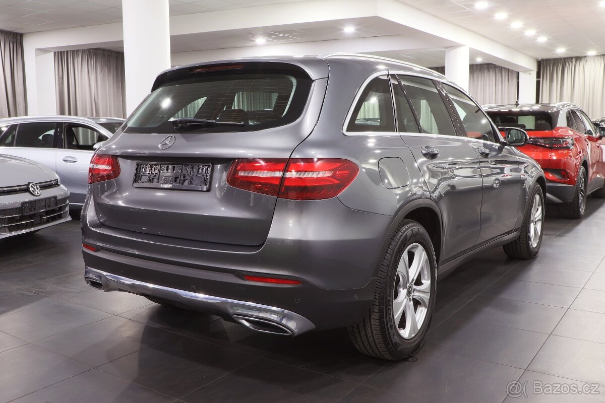 Mercedes-Benz GLC220d 125kW 4x4 - otevřeno celý víkend do 20 - 3